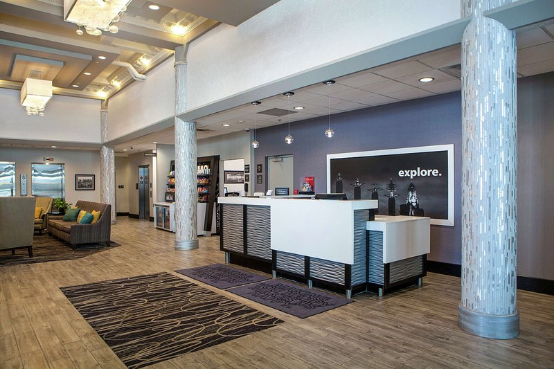 hampton inn kansas city downtown financial district
