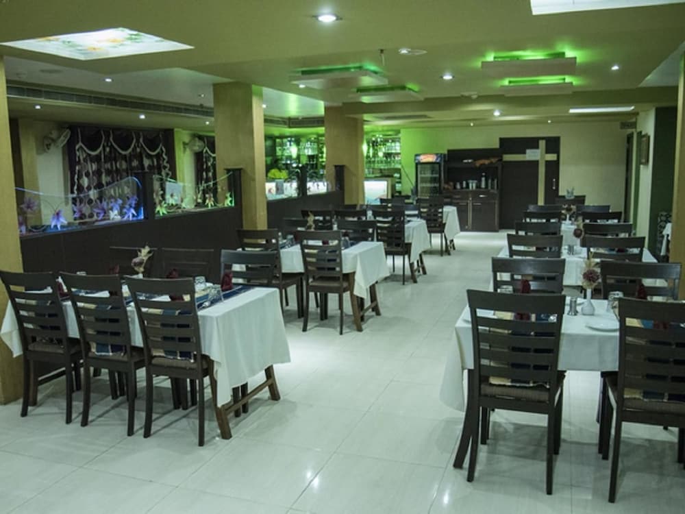Hotel Sunshine,Berhampore>>Baharampur,3 star