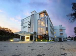 Park Residency Adoor,Adur>>Adoor,4 star