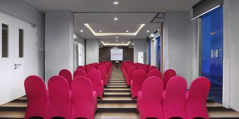 Favehotel Rungkut Surabaya,Surabaya>>Malang,3 star