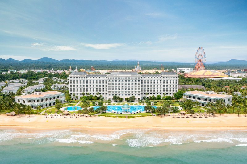 Sheraton Phu Quoc Long Beach Resort,Near Vinpearl Land Phu Quoc,5 star