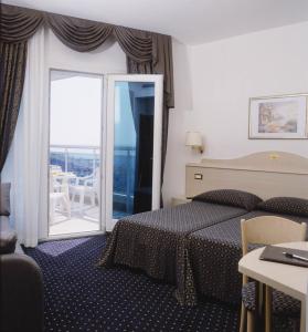 Hotel Caravelle & Minicaravelle,Jesolo>>Chioggia,3 star