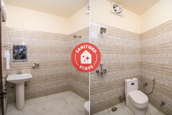 Oyo 12244 Hotel Jk Palace,29 Tashkent Marg Civilines,3 star