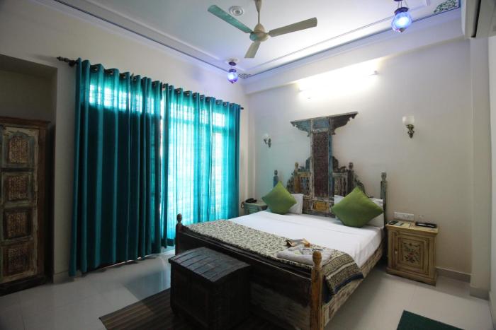 Little Ganesha Inn,Jhalana Doongri>>Jaipur,2 star