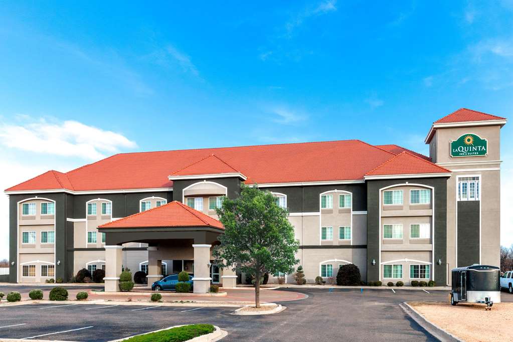 La Quinta Inn & Suites By Wyndham Tucumcari,New Mexico>>Tucumcari,2.5 star