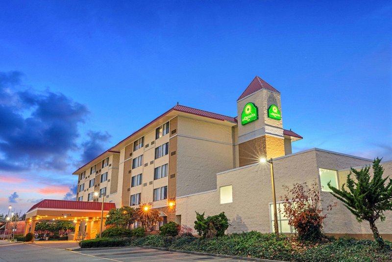 La Quinta Inn By Wyndham Lynnwood,Kenmore>>Edmonds,2.5 star
