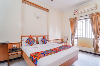 Fabhotel Ess Paradise,GANDHIPURAM,3 star