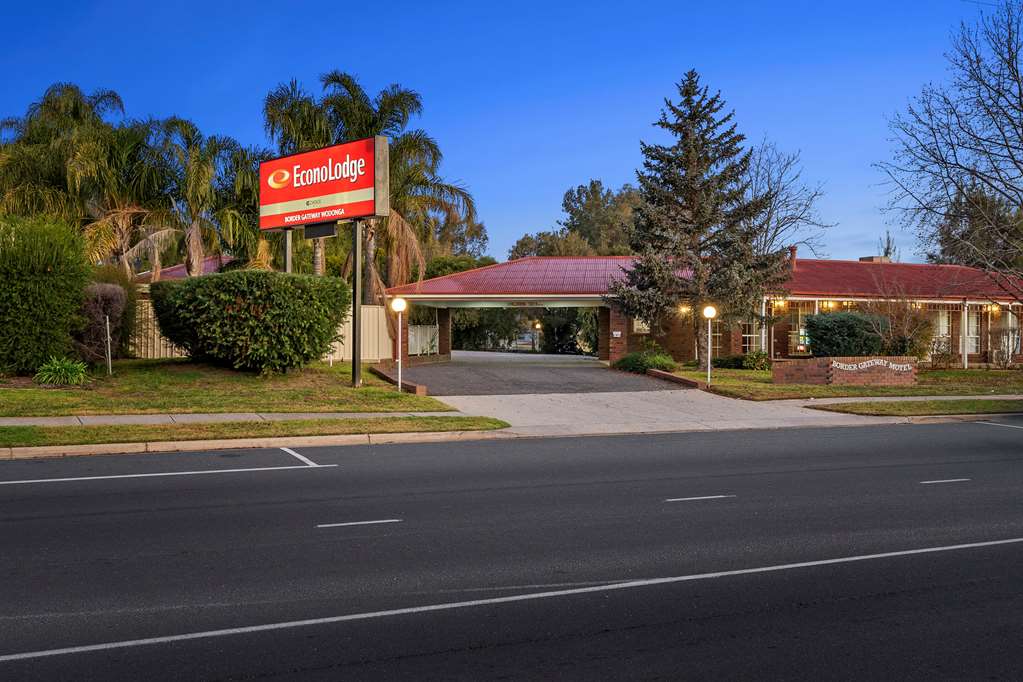 Econo Lodge Border Gateway Wodonga,Albury>>Aireys Inlet,3 star