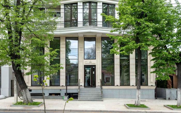 Thomas Albert Hotel,United Nations Development Program>>Chisinau,3.5 star