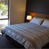 Coorong Waterfront Retreat,Meningie>>Adelaide,3.5 star