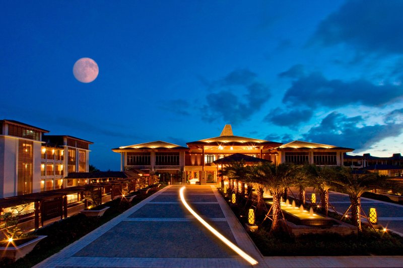 Le Meridien Shimei Bay Beach Resort & Spa