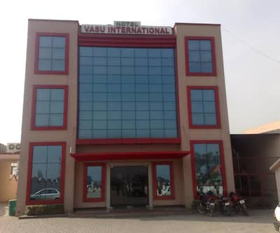 Hotel Vasu International,,3 star
