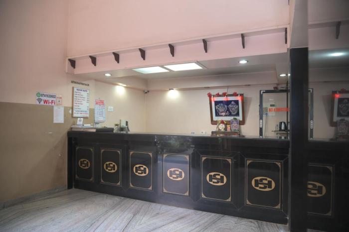 Hotel Suhag,,3 star