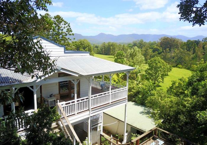 The Belfry Guesthouse,Byron Bay>>Bellingen,2 star