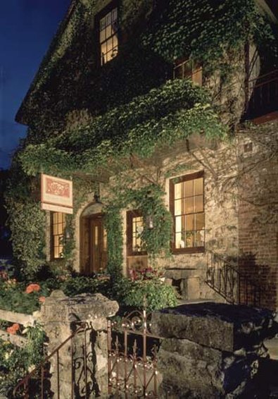 Maison Fleurie, A Four Sisters Inn