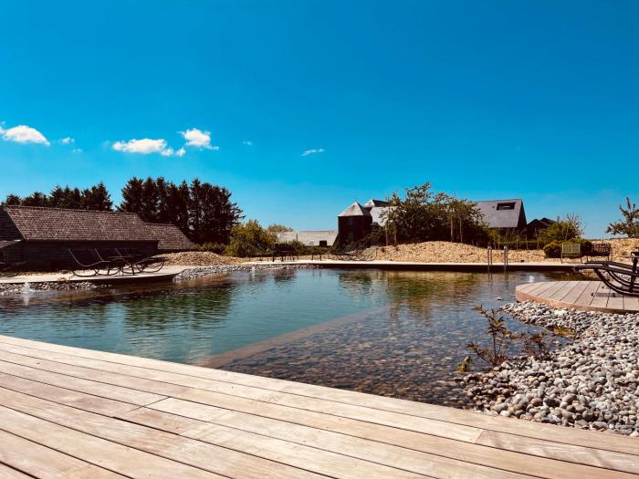 Domaine Sur Les Sarts,Hamoir>>Comblain-Au-Pont,4 star