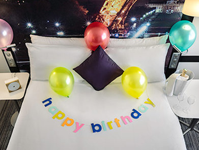Mercure Paris Centre Tour Eiffel,20 Rue Jean Rey,4 star