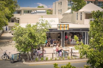 10 Hastings Street Boutique Motel & Cafe