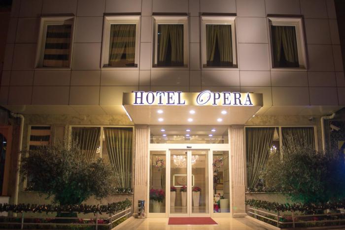 hotel opera