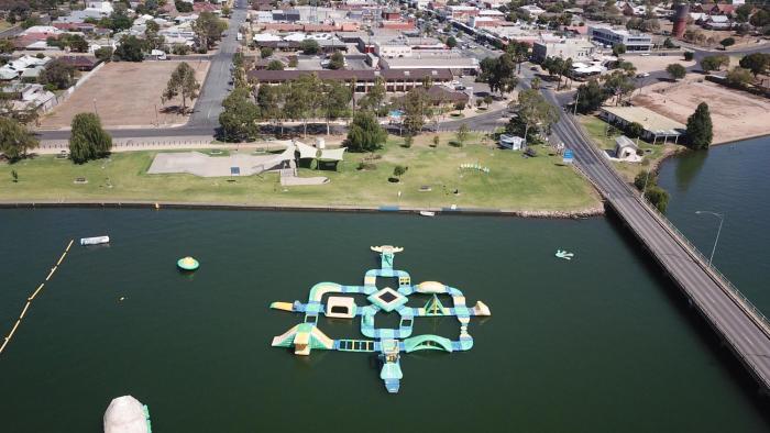 Lakeview Motel,Victoria>>Mulwala,3 star