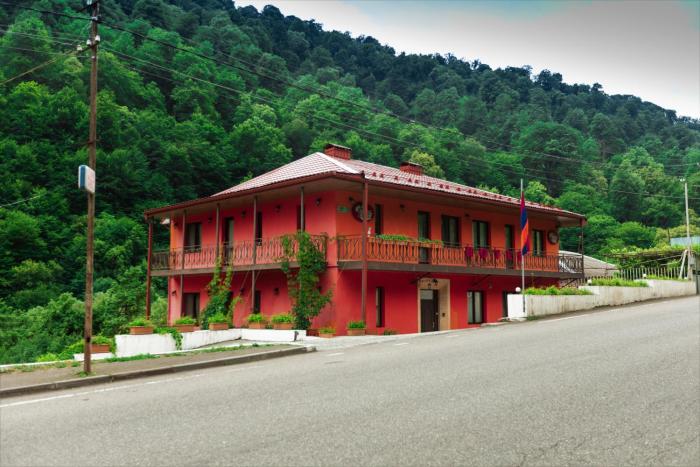 Ariana Family Hotel,Tavush Province>>Dilijan,3 star