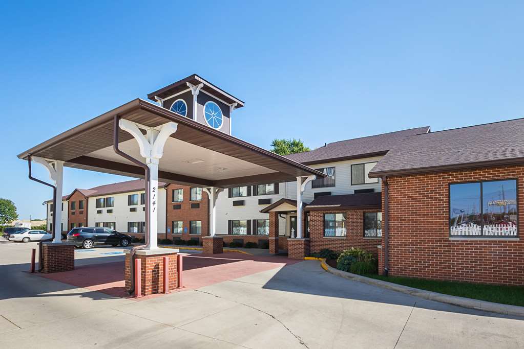 motel 6 waterloo ia crossroads mall cedar falls
