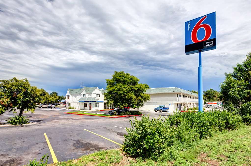 motel 6 denver west wheat ridge north