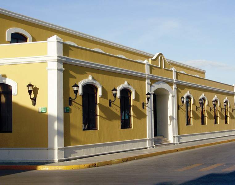 Hotel Plaza Campeche,Xpujil>>Campeche,3.5 star