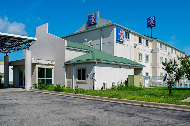 Motel 6 Seymour, In - North,Indiana>>Columbus,2 star