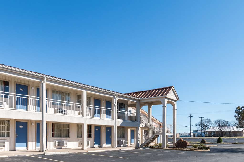 Motel 6 Stephenville, Tx,Stephenville>>Hood County,2 star