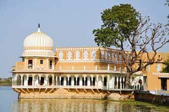 Phool Mahal Palace,,3 star