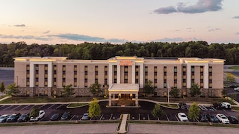 Hampton Inn & Suites Niles/Warren,Trumbull>>Niles,3 star