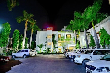 hotel mayura