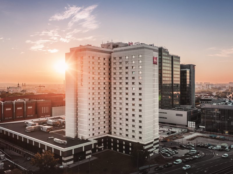 novotel poznan centrum