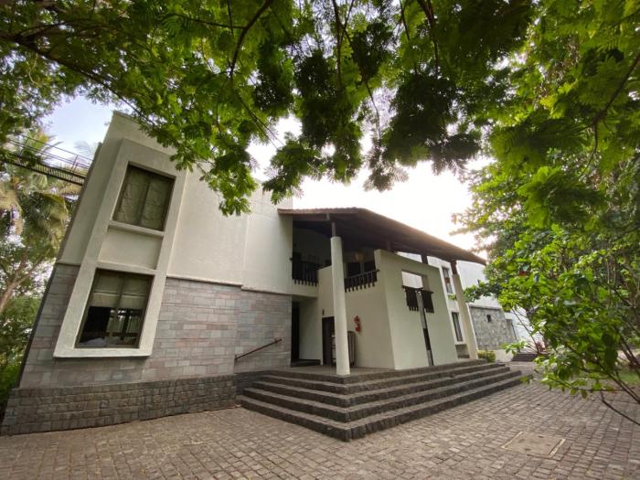 Silent Hills Resort,,4 star