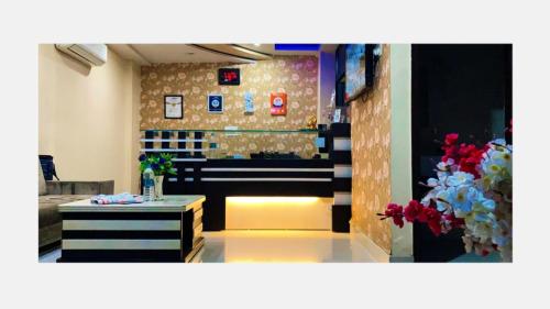 Hotel Sea Rock,Sri Ganganagar>>Ganganagar,2 star