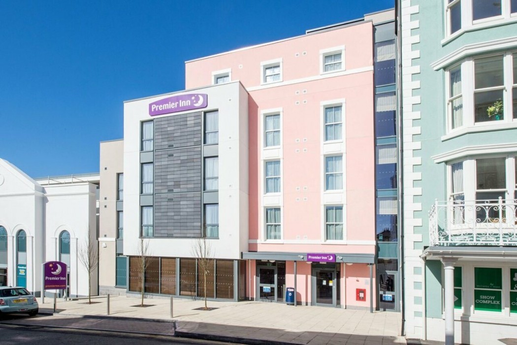 premier inn tenby town centre hotel