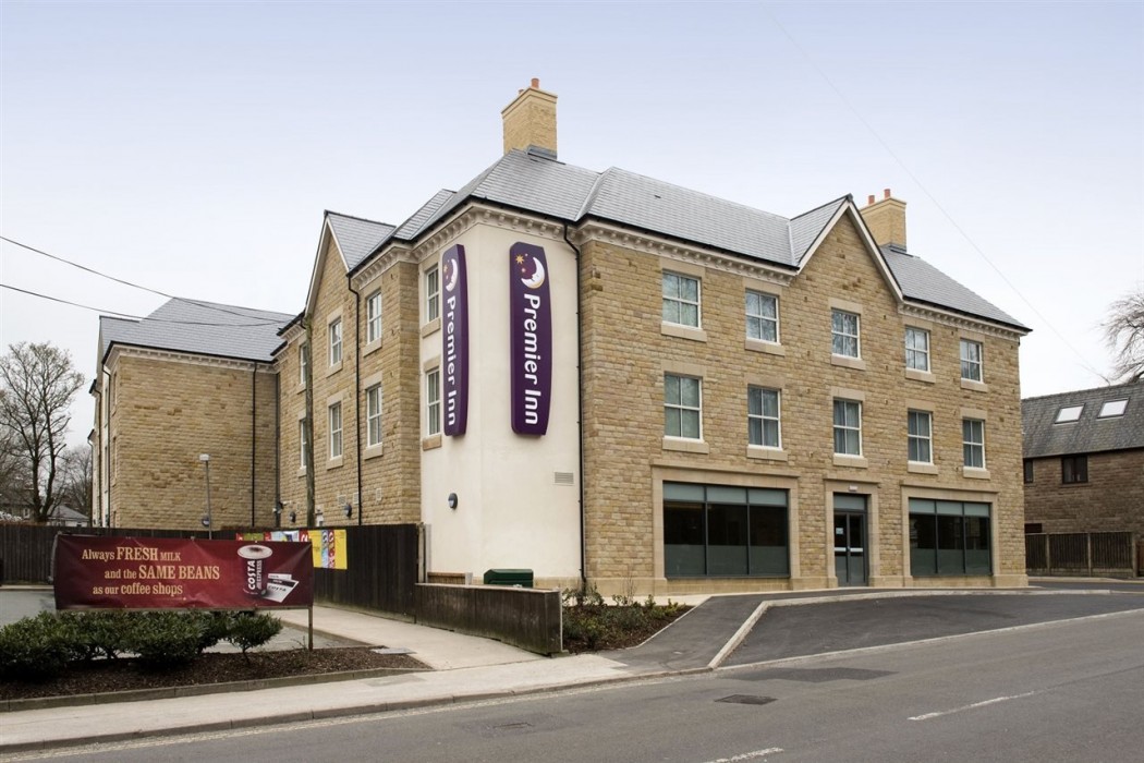 premier inn buxton