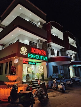 Hotel Kings Executive,Tuljapur,,3 star