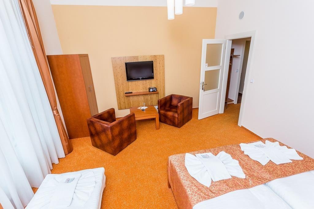 Zamek Krtiny,,1 star