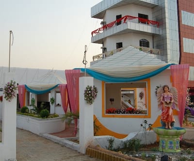 Hotel Mountain View Resort,Village- Bhojde - Sasan Gir Taluka, Talala, Sasan Gir,Gujarat 362135,3 star