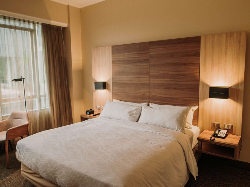 Mercure Concepcion,Biobío>>Concepcion,3.5 star