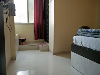 Super Hotel New Shree Niwas,Mumbai Suburban>>Mumbai,2 star