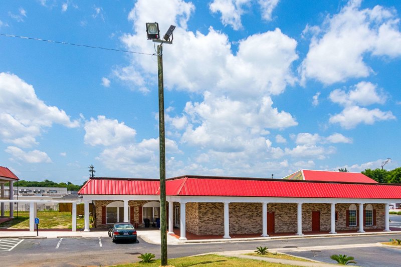 Rodeway Inn & Suites,South Carolina>>Orangeburg,2 star