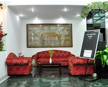Hotel Grand Central,Near Railway Station,3 star