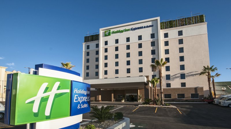 holiday inn express and suites chihuahua juventud an ihg hotel