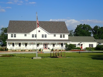 Pleasant Grove Farm Llc