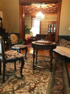 Nauvoo Grand Bed & Breakfast