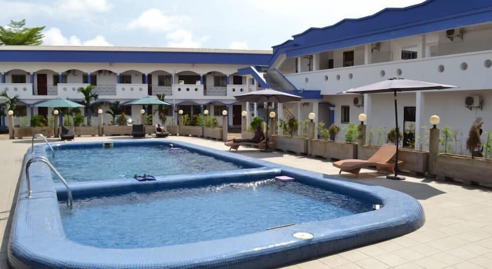 Micotel Hotel,Edea>>Douala,3 star