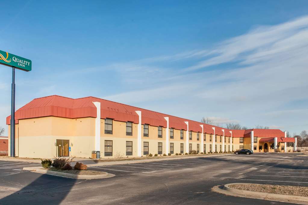 Quality Inn Seymour I-65,Indiana>>Columbus,2.5 star